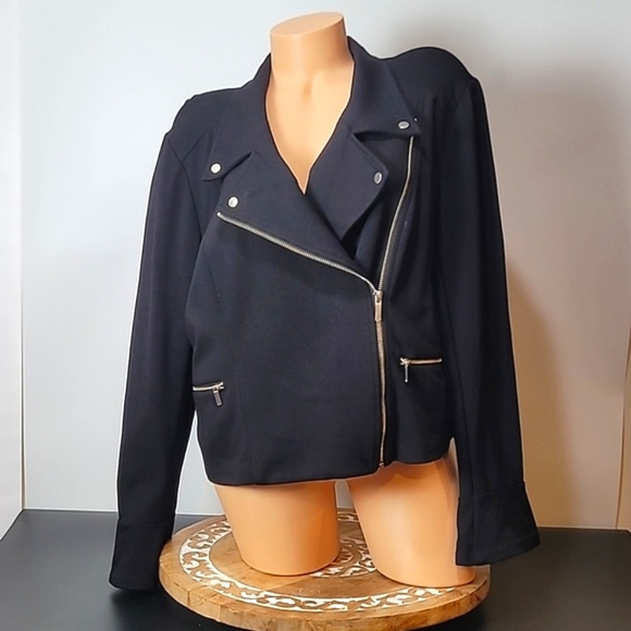 The Limited Collection Black Moto Jacket w/Bell Sleeves - Picture 3 of 15